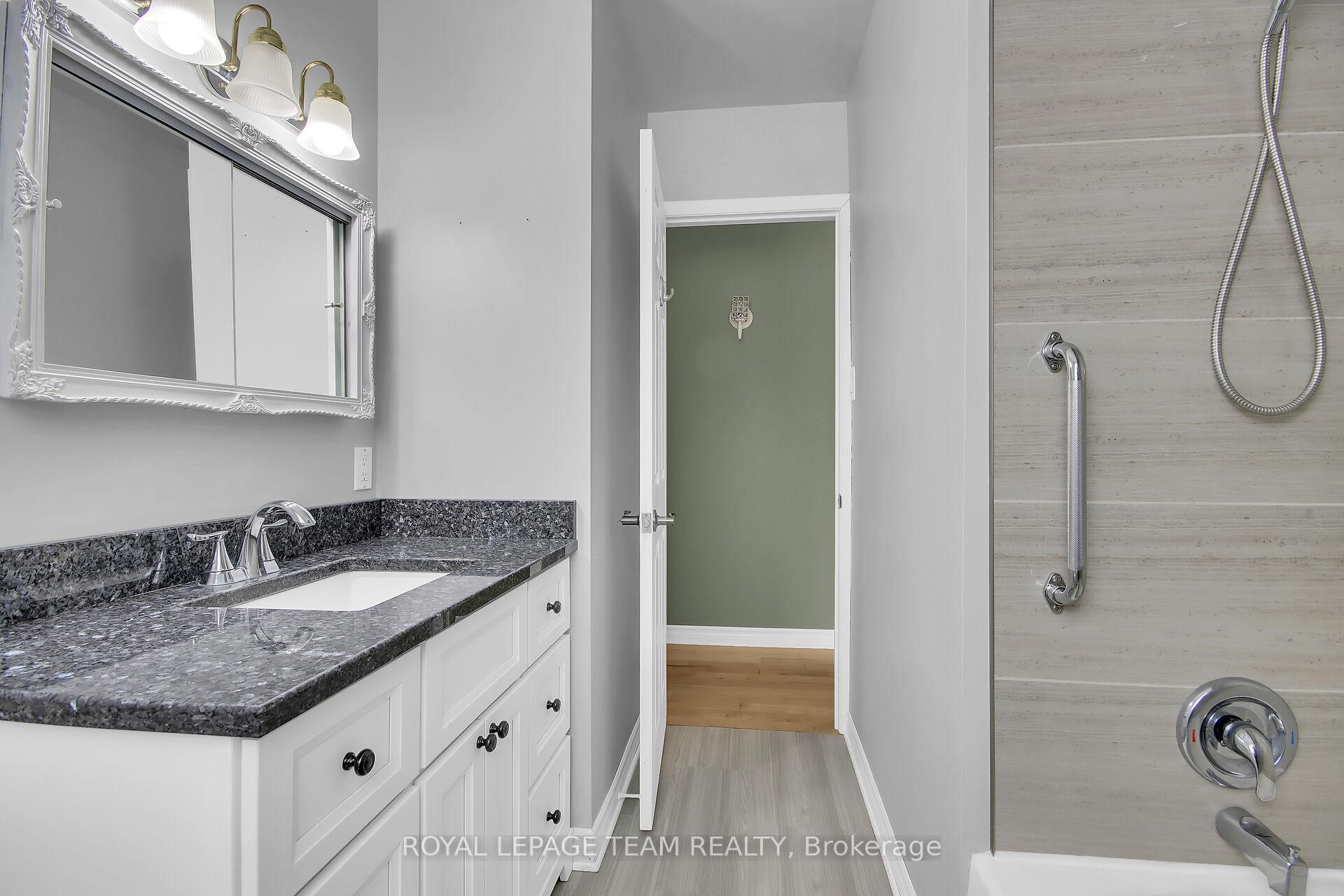 Photo 31 of 1798 Manotick Station Road, Ottawa, Greely — HOMEH