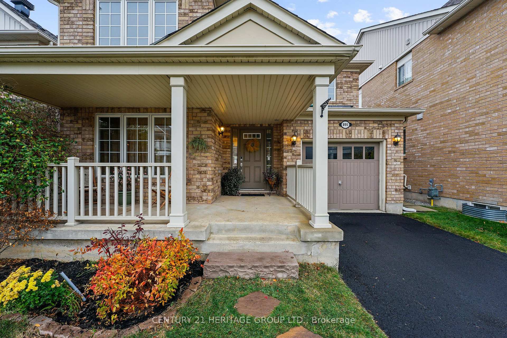 Photo 4 of 895 Bessy Trail, Milton, Coates — HOMEH