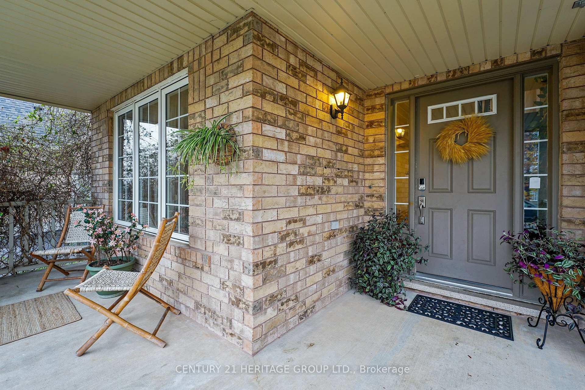 Photo 5 of 895 Bessy Trail, Milton, Coates — HOMEH