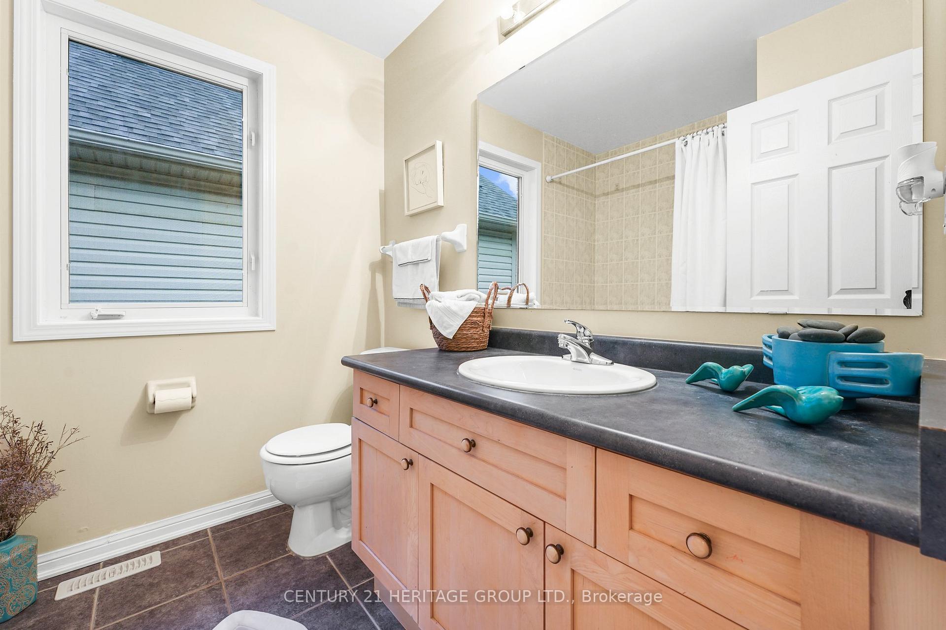 Photo 23 of 895 Bessy Trail, Milton, Coates — HOMEH