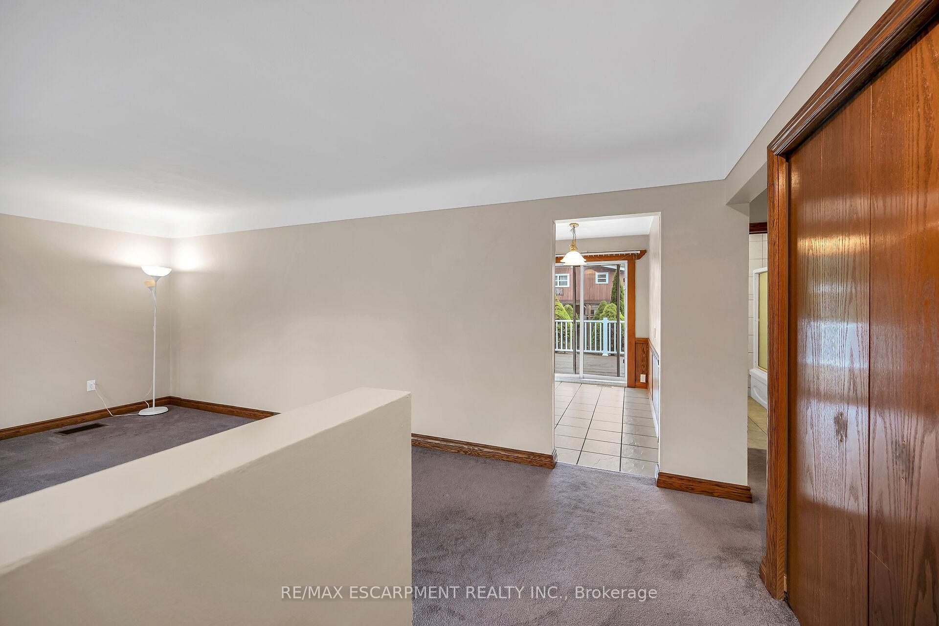 Photo 7 of 85 East 45th Street, Hamilton, Sunninghill — HOMEH