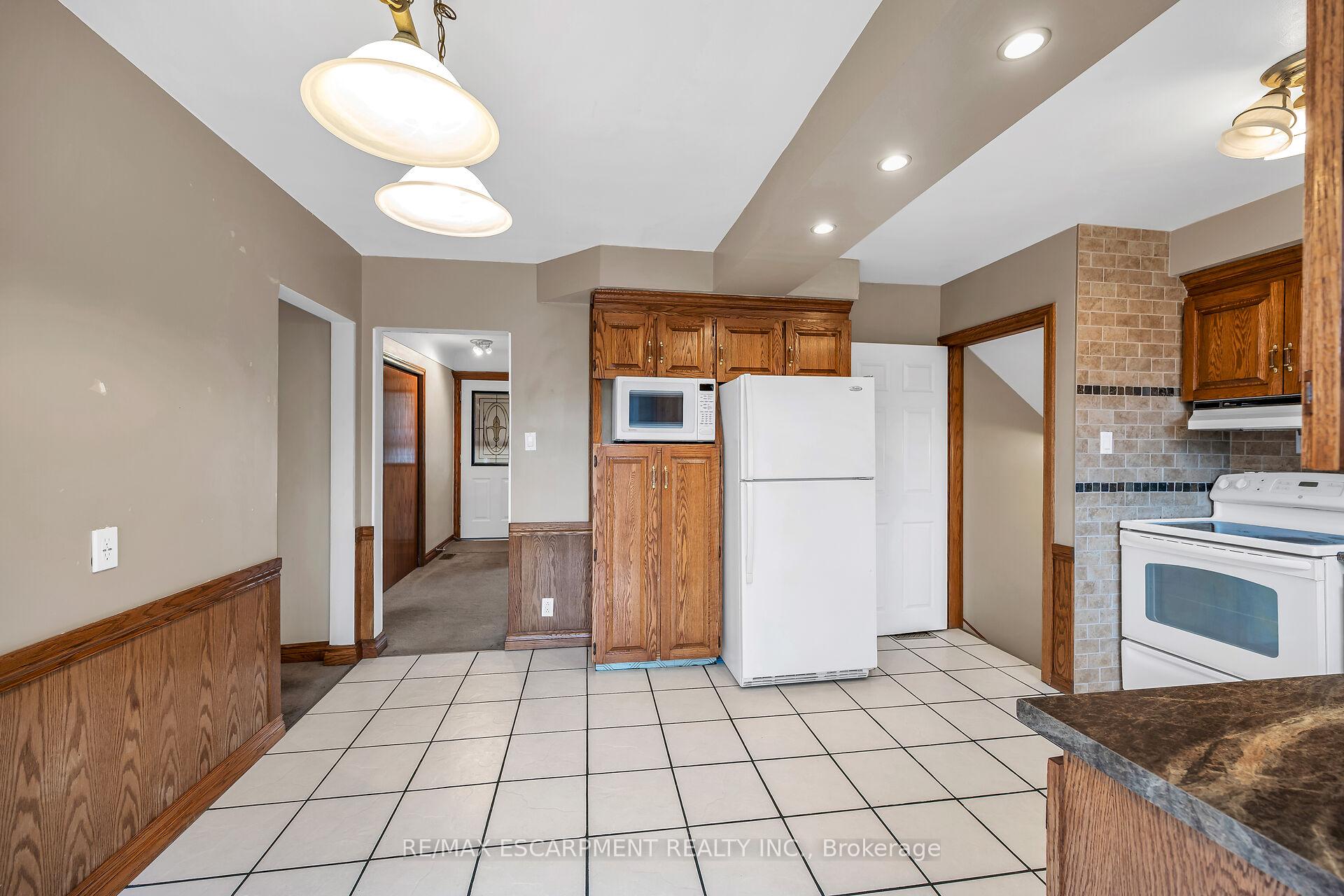 Photo 15 of 85 East 45th Street, Hamilton, Sunninghill — HOMEH
