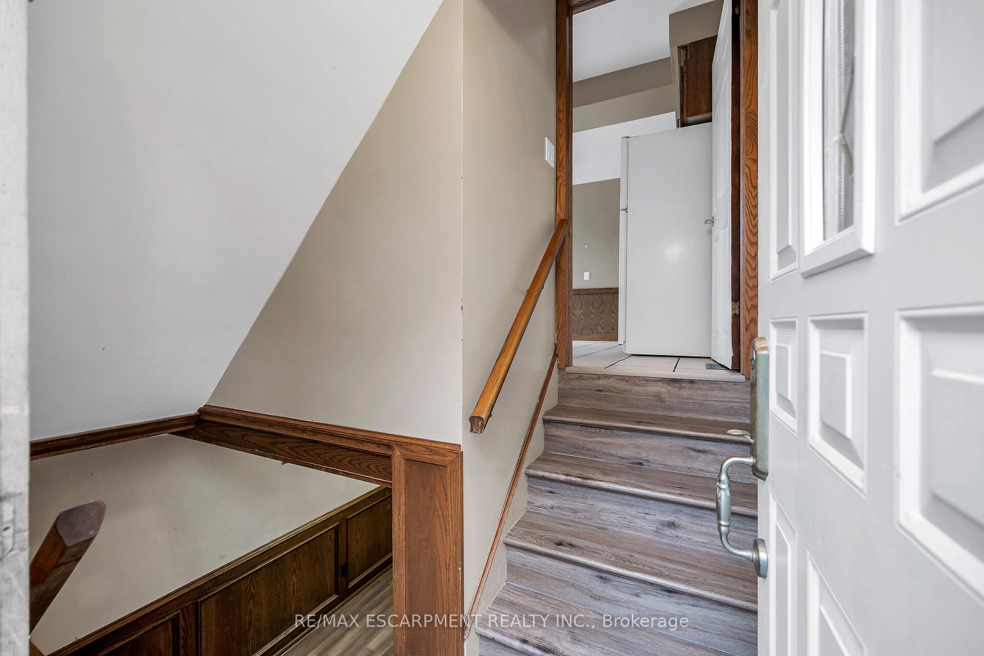 Photo 26 of 85 East 45th Street, Hamilton, Sunninghill — HOMEH