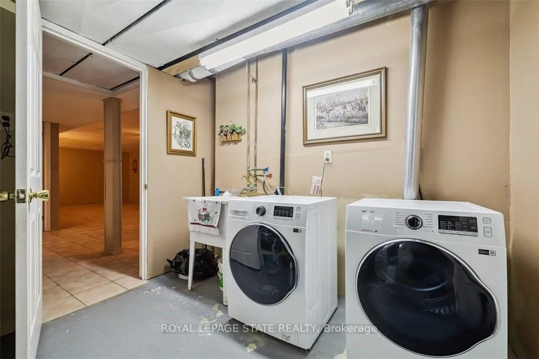 Photo 33 of 10 Finch Place, Hamilton, Bruleville — HOMEH