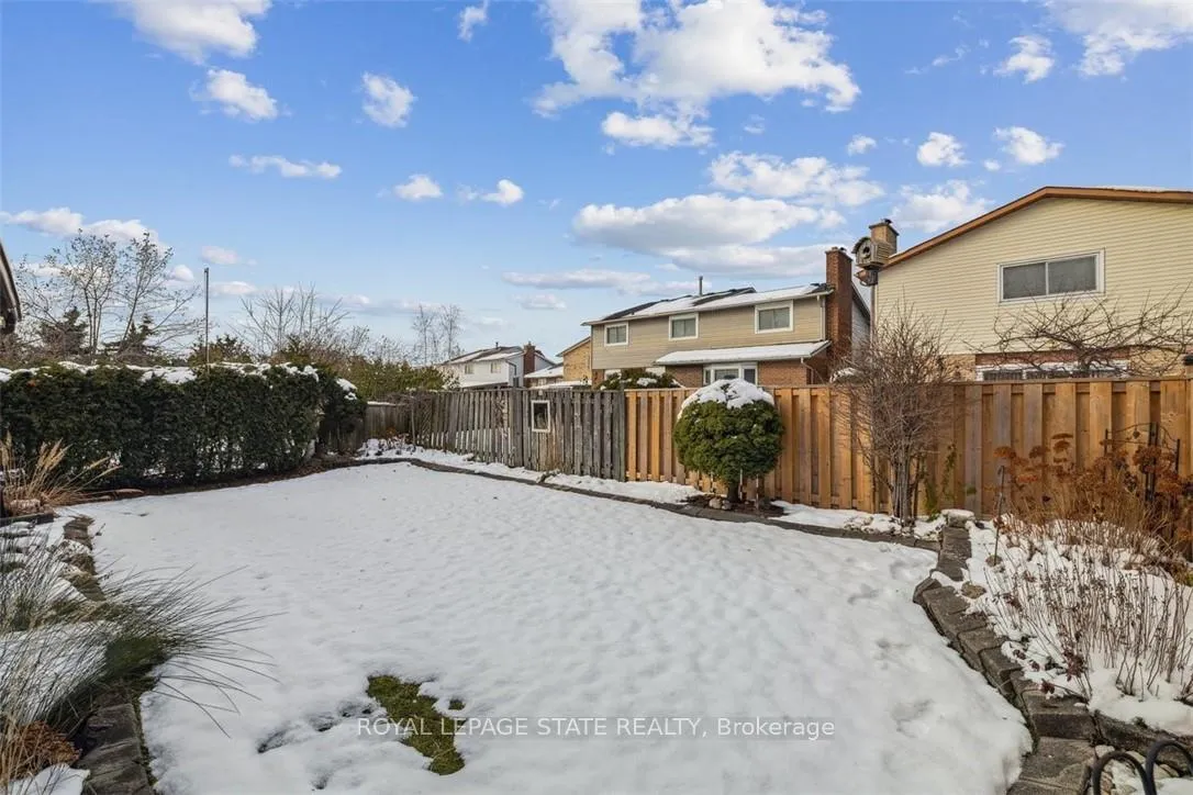 Photo 35 of 10 Finch Place, Hamilton, Bruleville — HOMEH