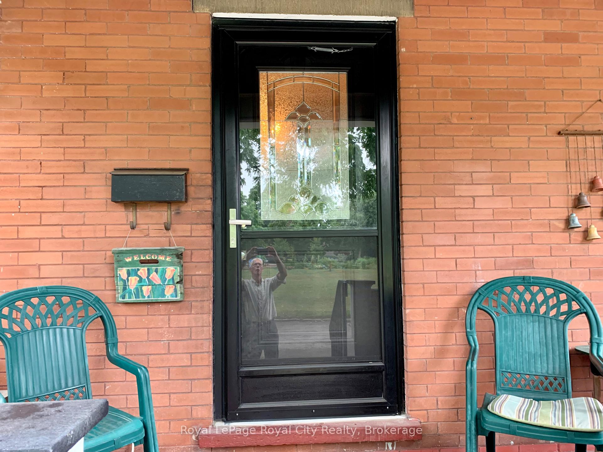 Photo 2 of 68 Robinson Avenue, Guelph, Downtown — HOMEH