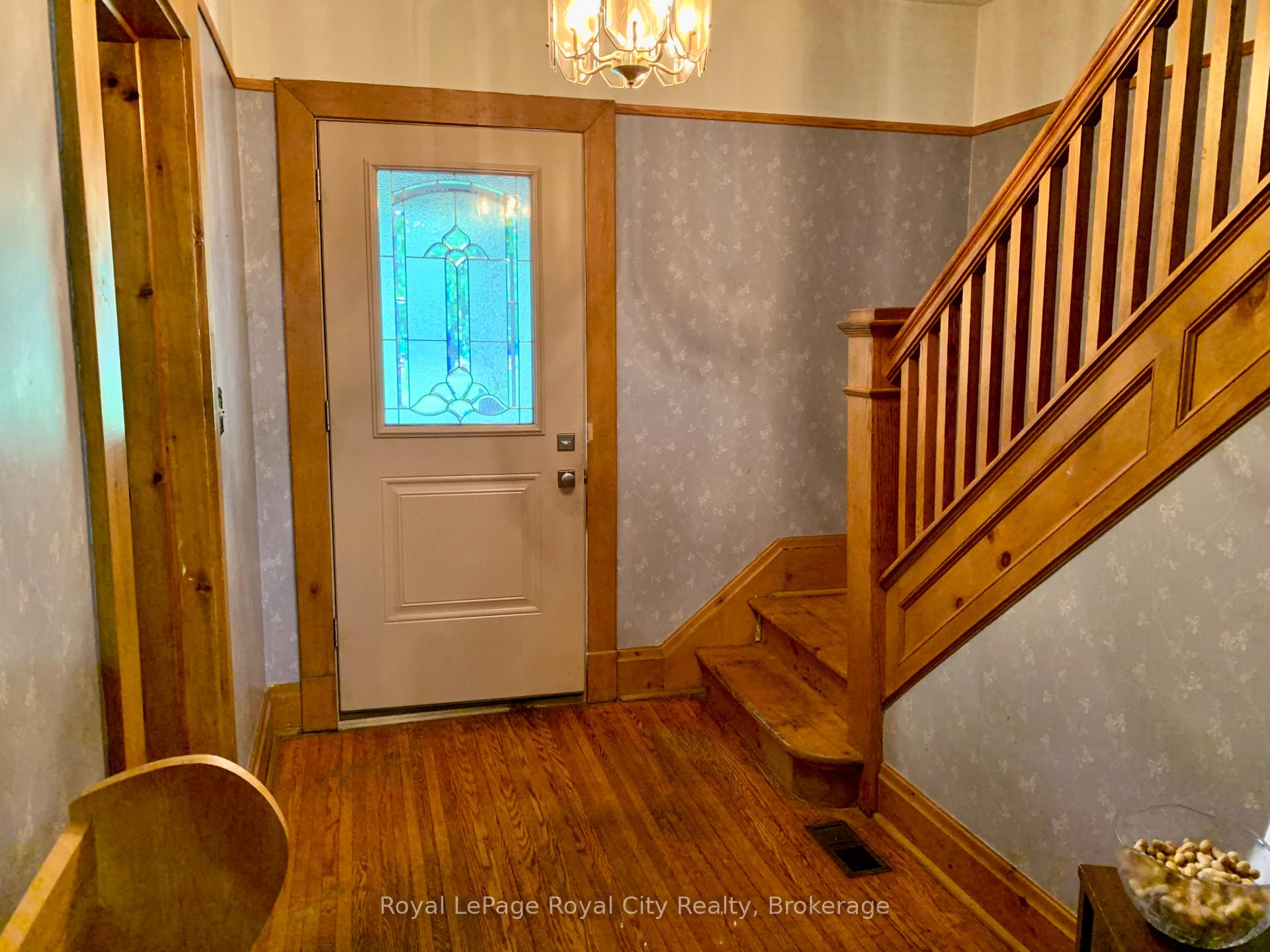 Photo 3 of 68 Robinson Avenue, Guelph, Downtown — HOMEH