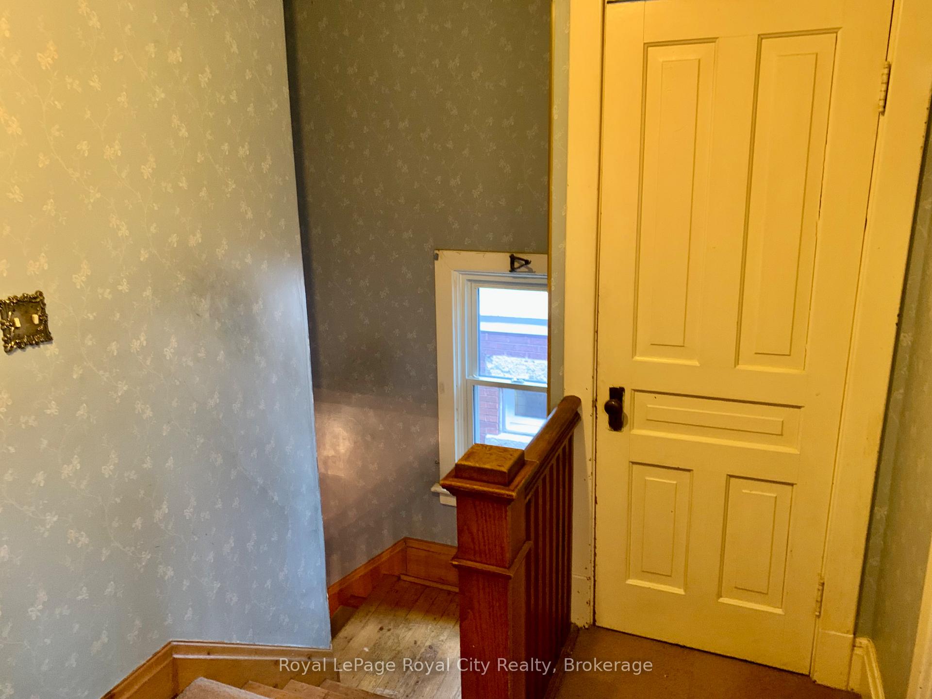 Photo 9 of 68 Robinson Avenue, Guelph, Downtown — HOMEH