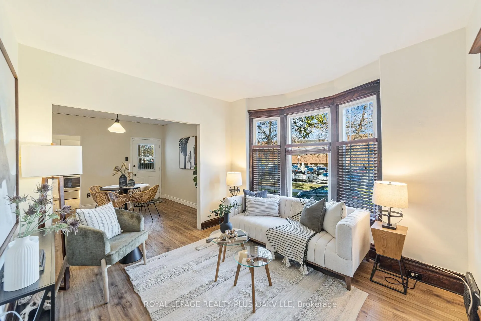 Photo 5 of 58 Lorne Avenue, Hamilton, Blakeley — HOMEH