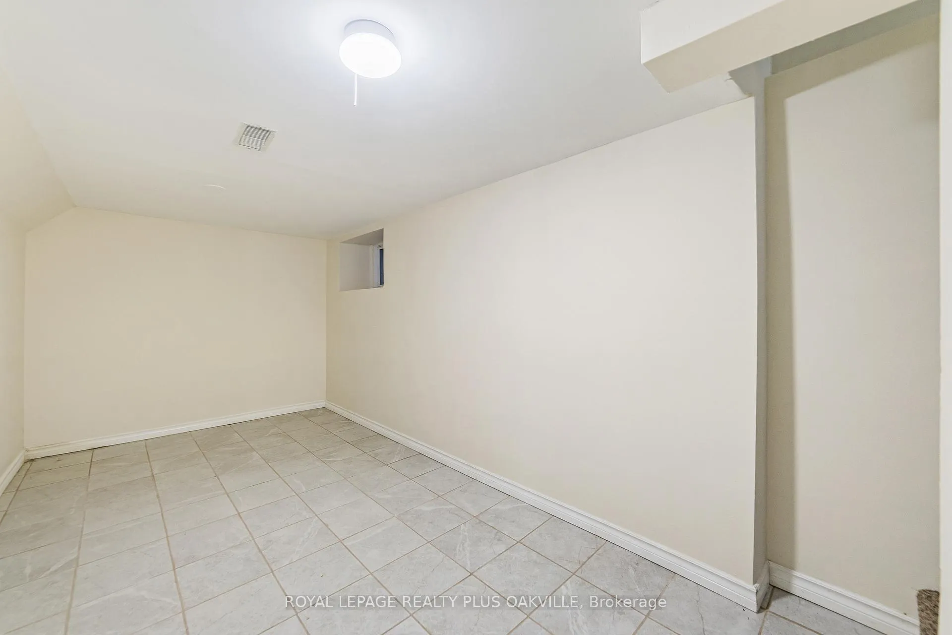 Photo 27 of 58 Lorne Avenue, Hamilton, Blakeley — HOMEH