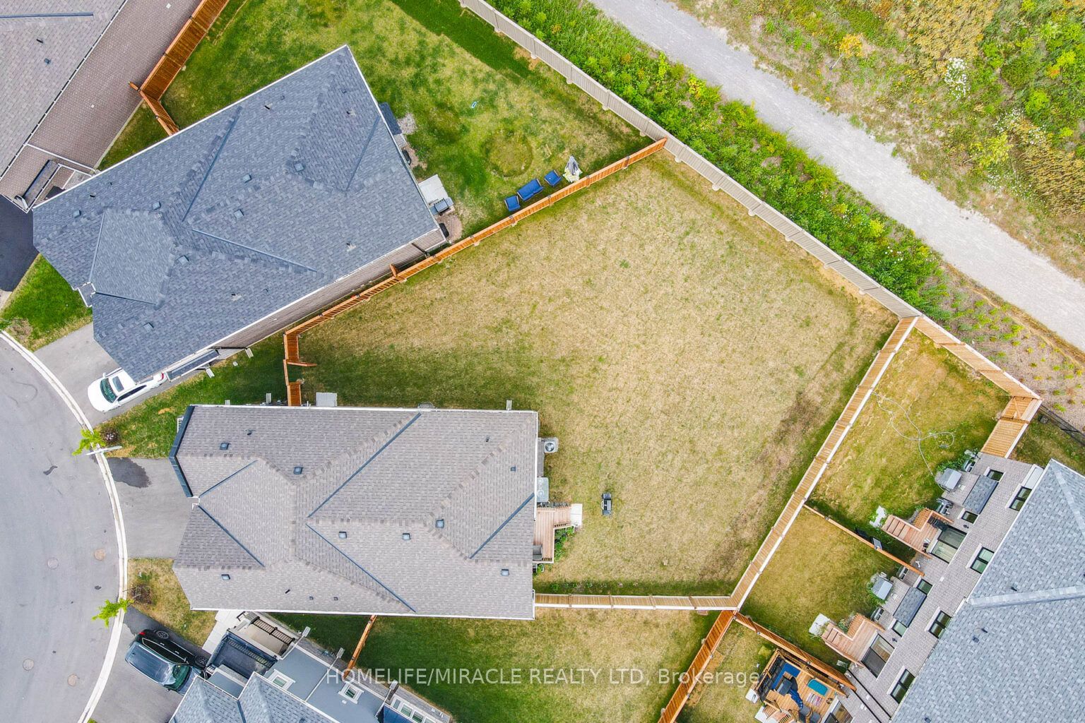 Photo 84 of 1725 Thames Circle, Milton, Bowes — HOMEH