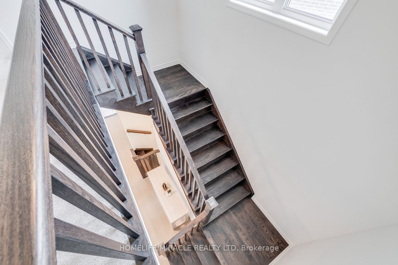 Photo 65 of 1725 Thames Circle, Milton, Bowes — HOMEH