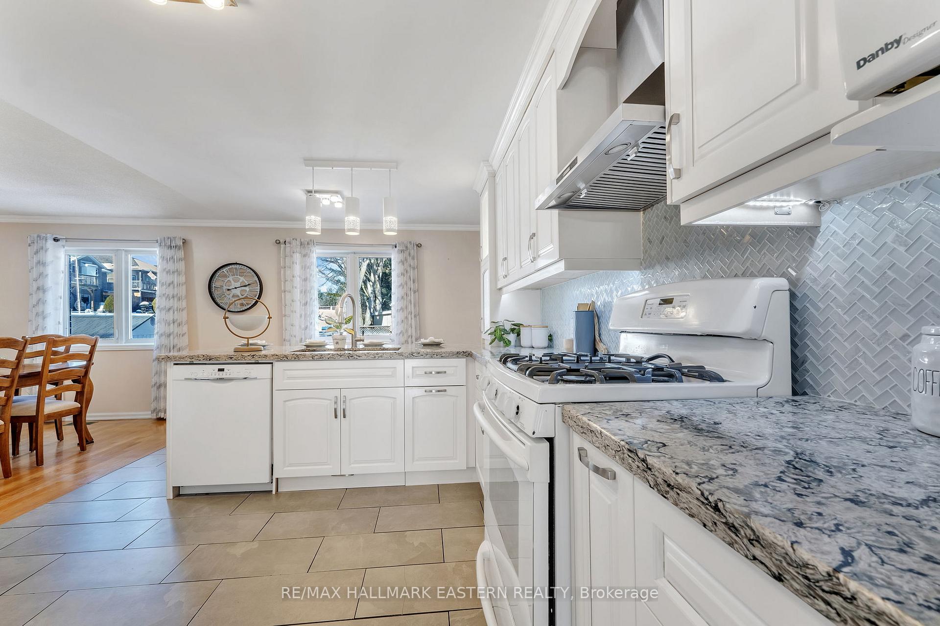Photo 12 of 1600 Forster Avenue, Peterborough, Otonabee Ward 1 — HOMEH