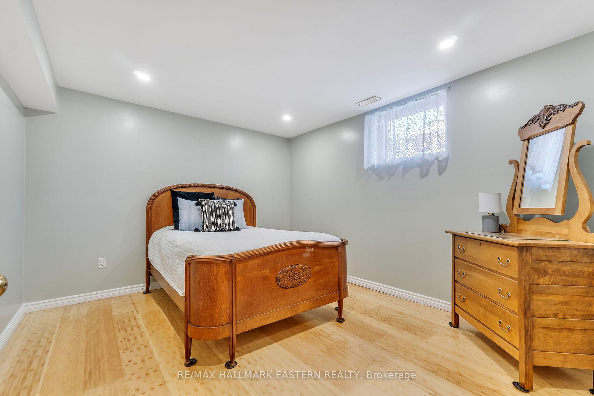 Photo 29 of 1600 Forster Avenue, Peterborough, Otonabee Ward 1 — HOMEH