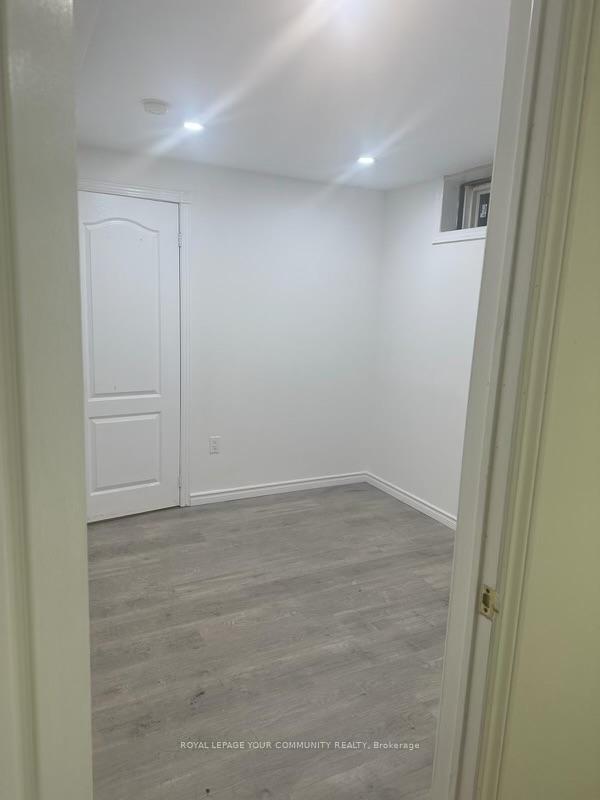 Photo 13 of 47 Chiswick Crescent, Aurora, Aurora Highlands — HOMEH