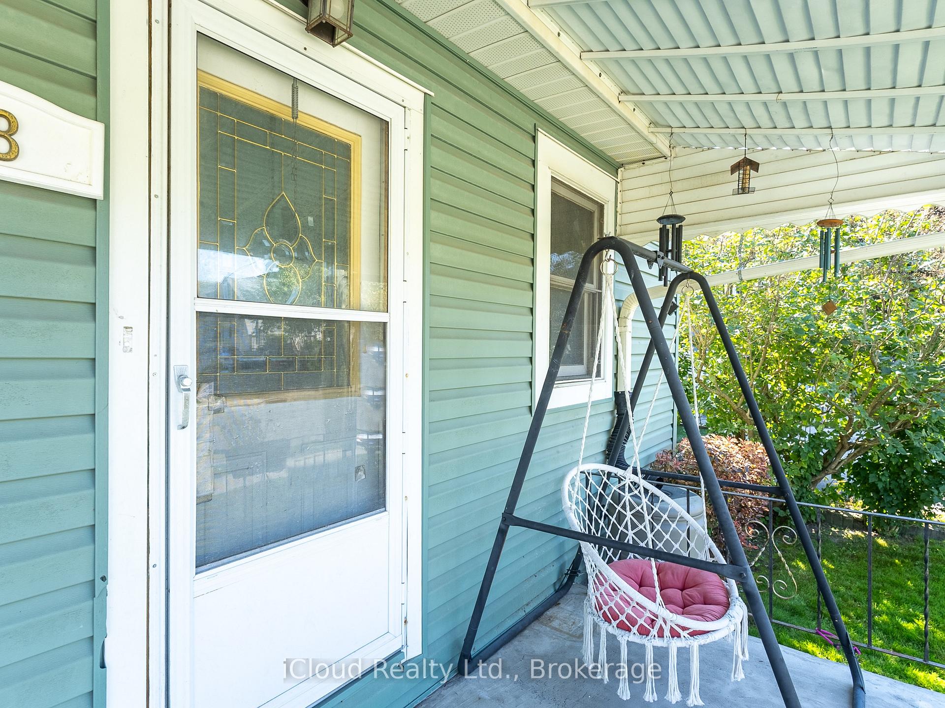 Photo 7 of 28 Barton Street, Guelph, Exhibition Park — HOMEH