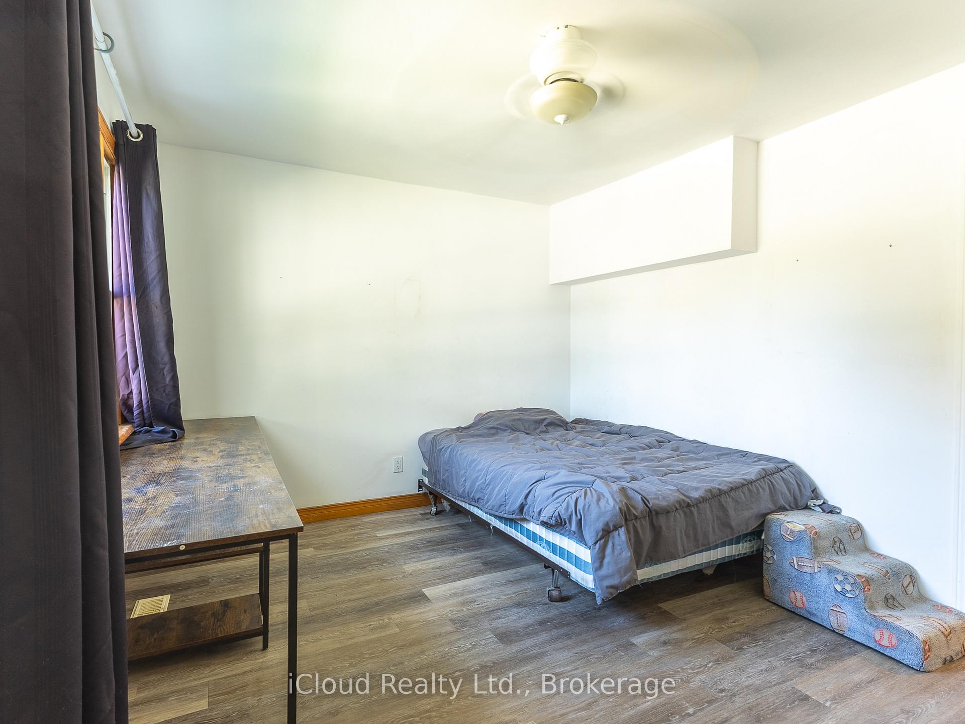 Photo 18 of 28 Barton Street, Guelph, Exhibition Park — HOMEH