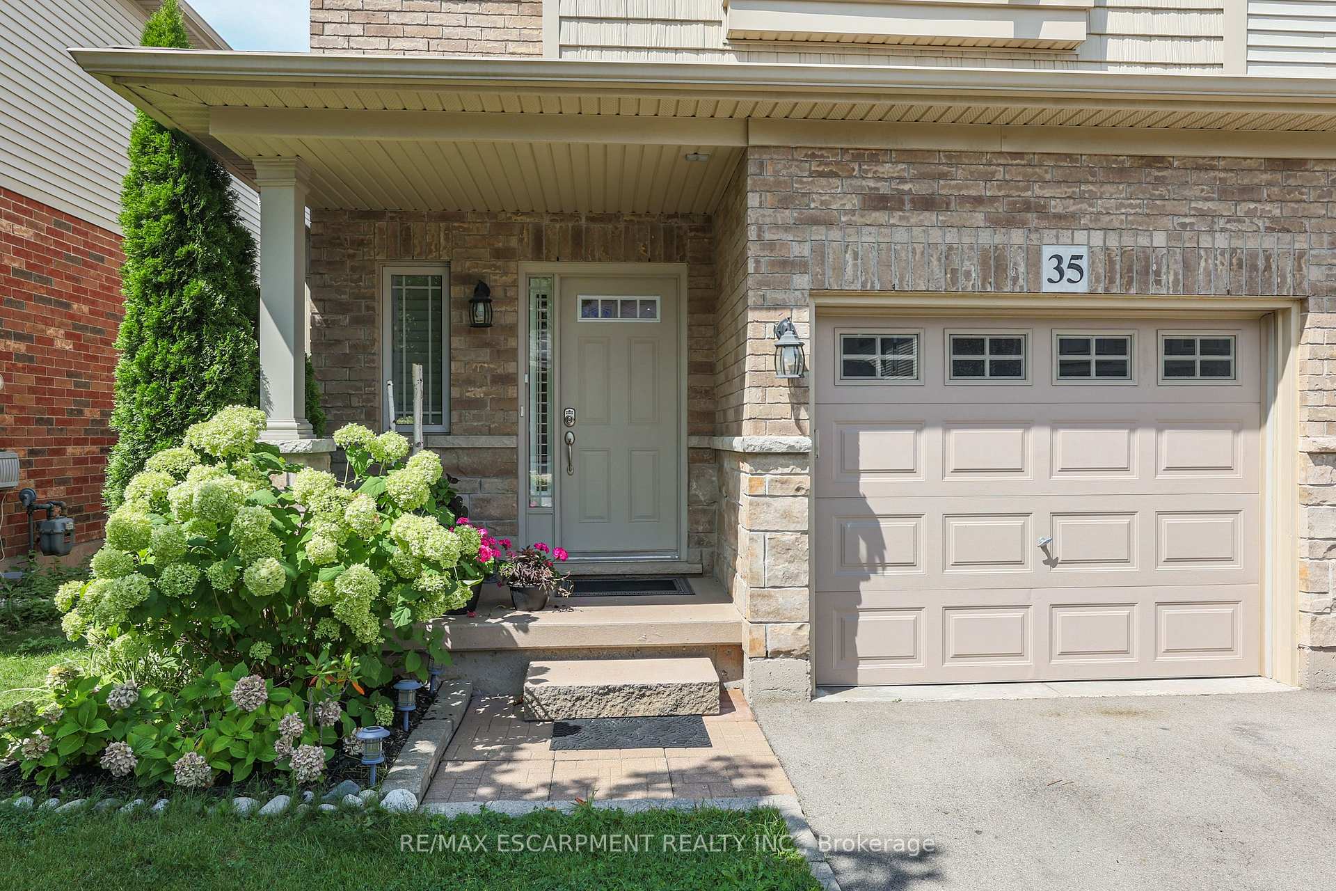 Photo 23 of Unit 35, 6 Chestnut Drive, Grimsby, Grimsby West — HOMEH