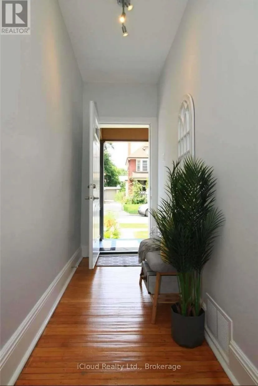 Photo 4 of 205 Prospect Street S, Hamilton, Blakeley — HOMEH