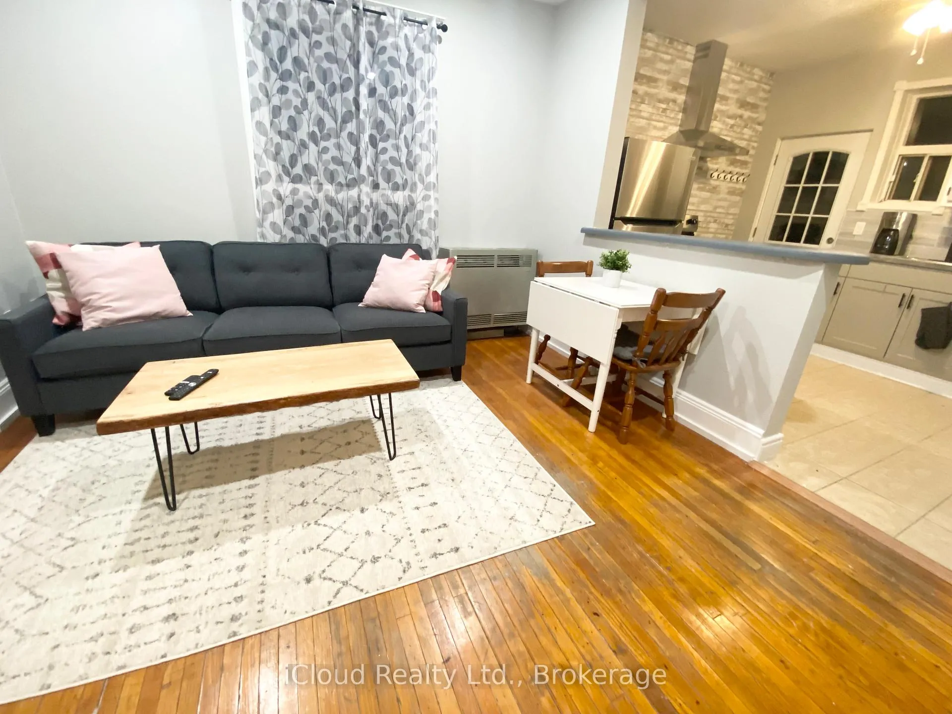 Photo 8 of 205 Prospect Street S, Hamilton, Blakeley — HOMEH