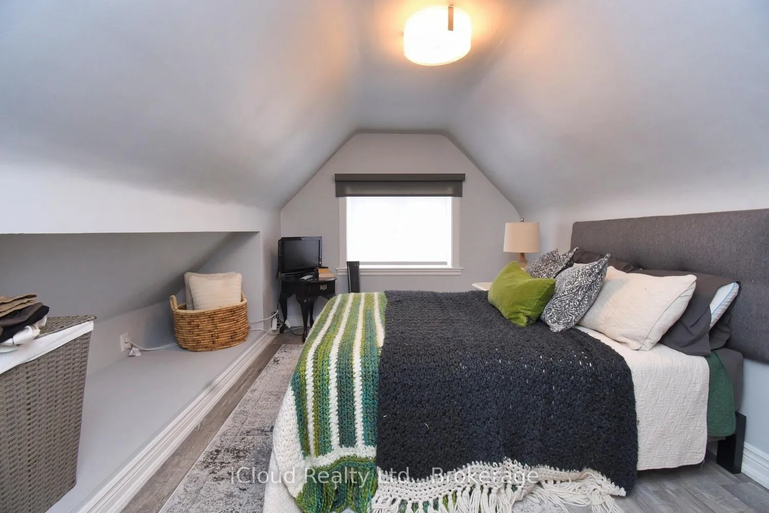 Photo 23 of 205 Prospect Street S, Hamilton, Blakeley — HOMEH
