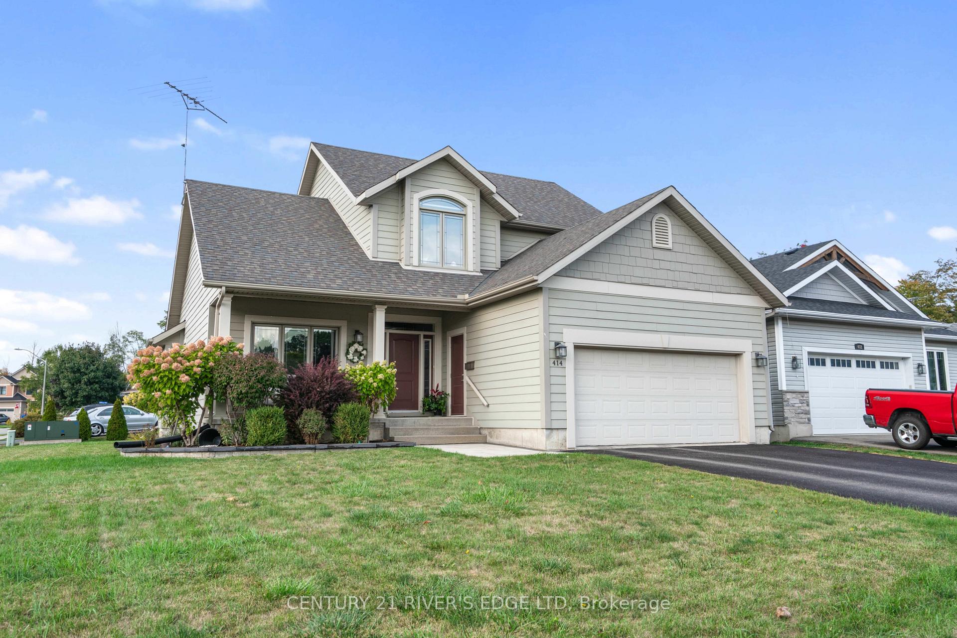 Photo 2 of 414 Brock Street, Brockville — HOMEH