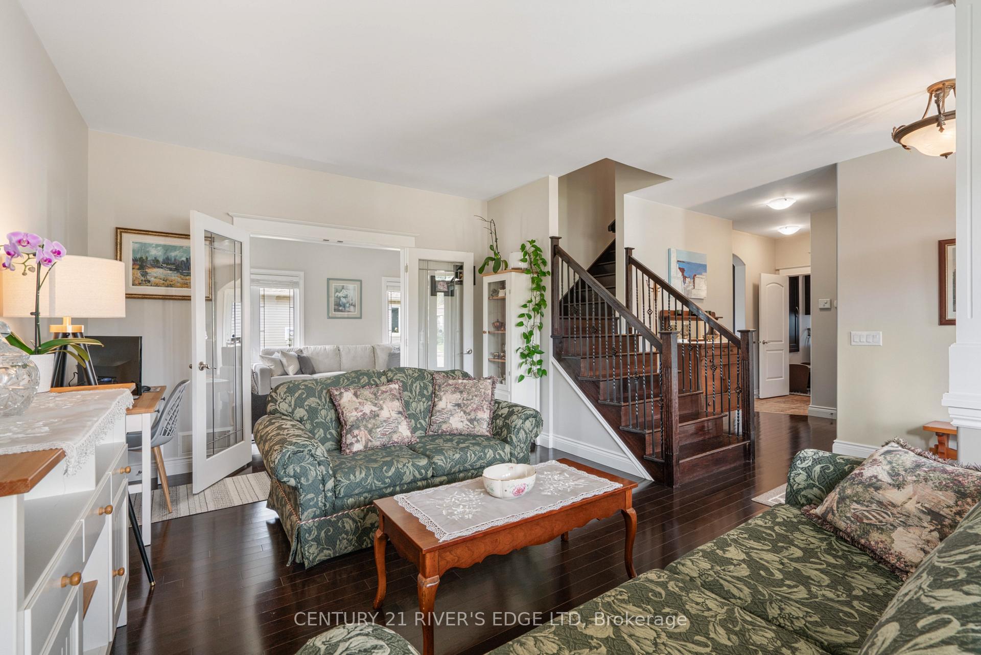 Photo 13 of 414 Brock Street, Brockville — HOMEH