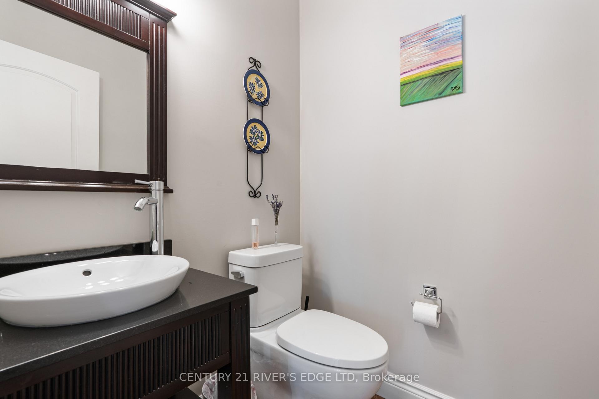 Photo 14 of 414 Brock Street, Brockville — HOMEH