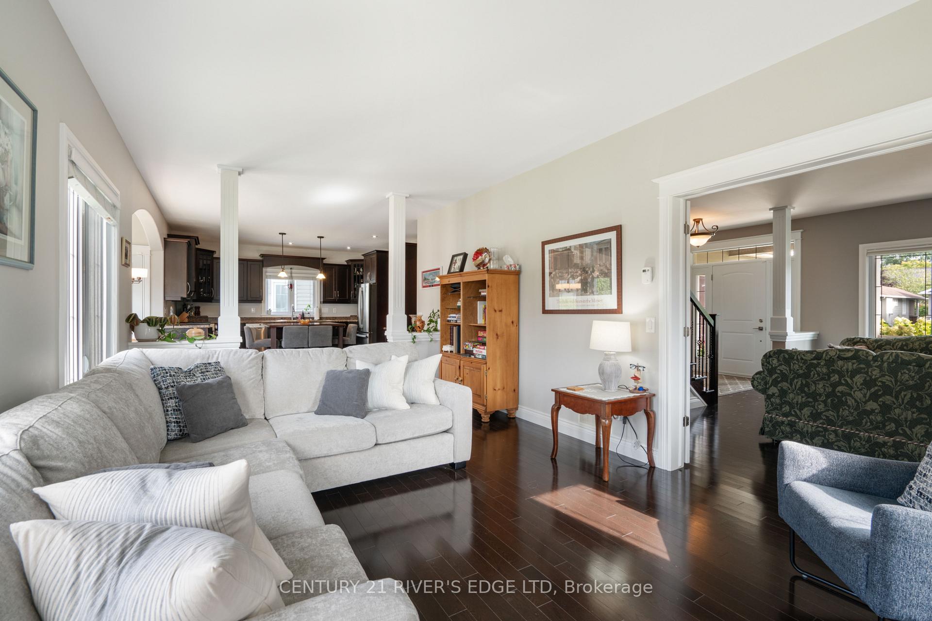 Photo 19 of 414 Brock Street, Brockville — HOMEH