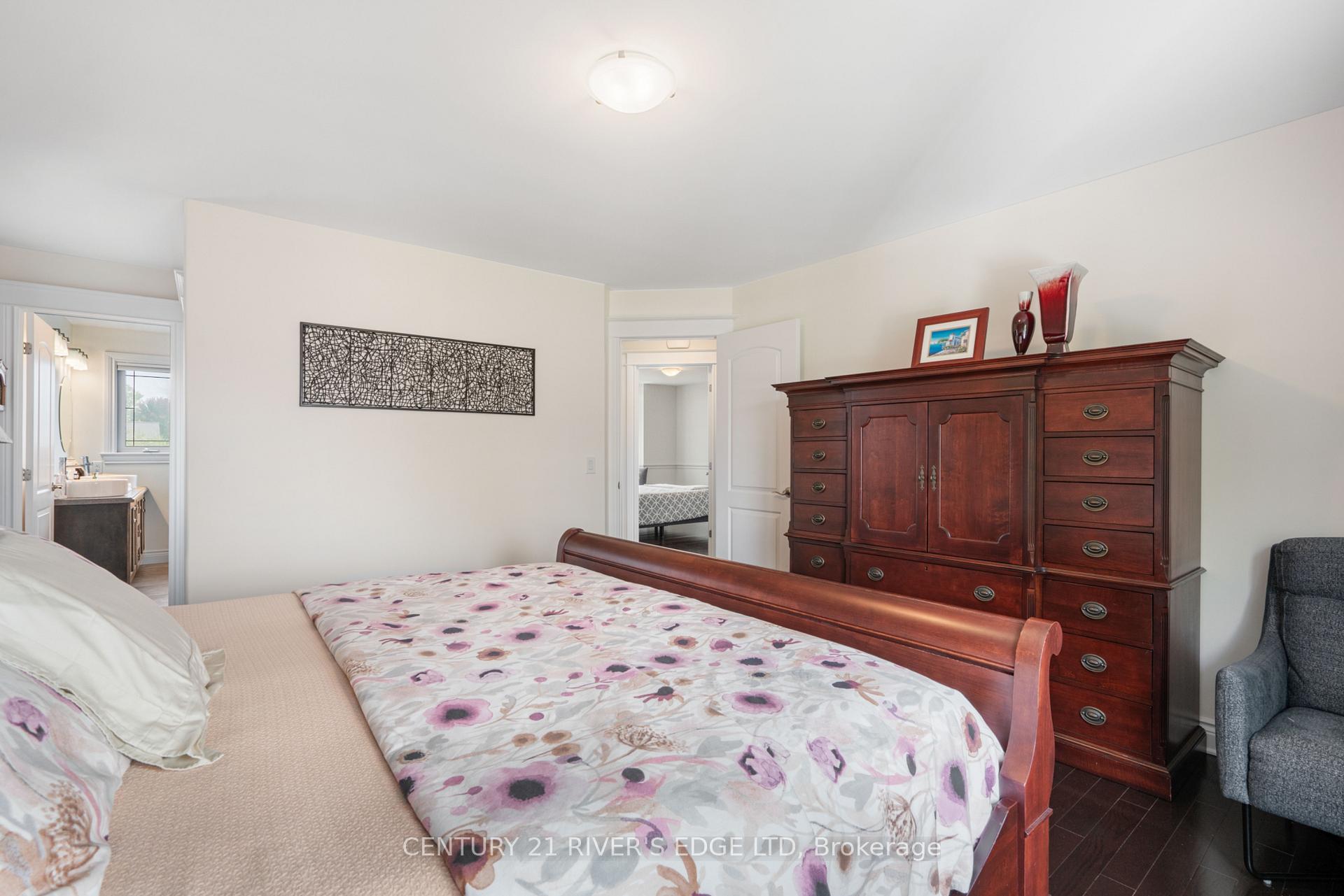 Photo 28 of 414 Brock Street, Brockville — HOMEH