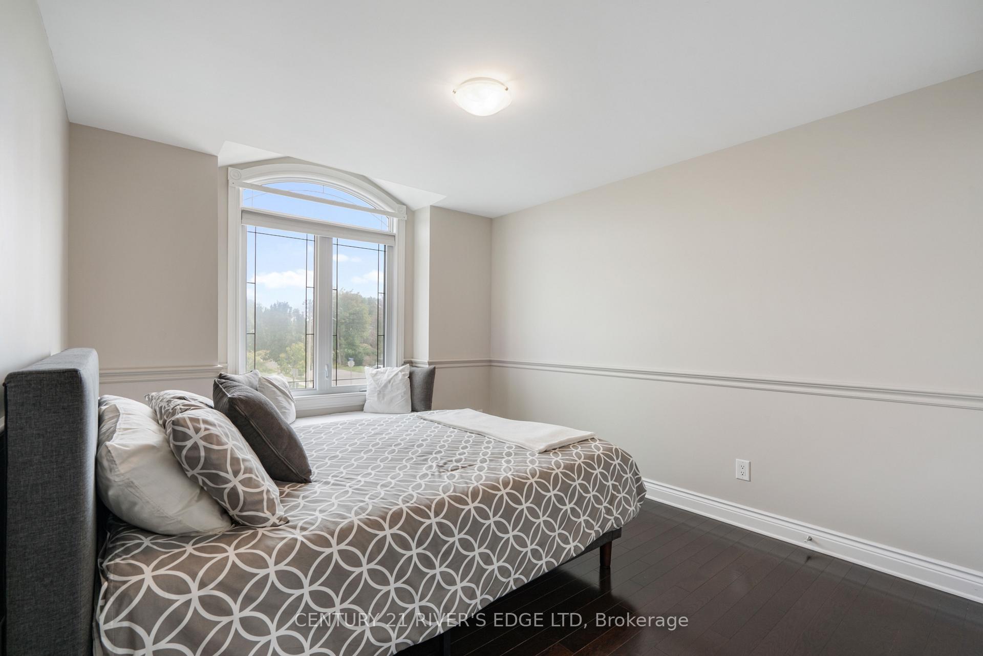 Photo 23 of 414 Brock Street, Brockville — HOMEH