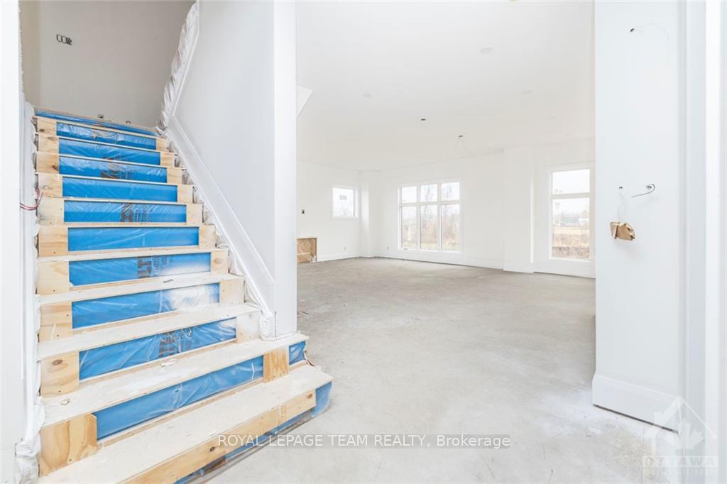Photo 7 of 6840 Still Meadow Way, Ottawa, Greely — HOMEH