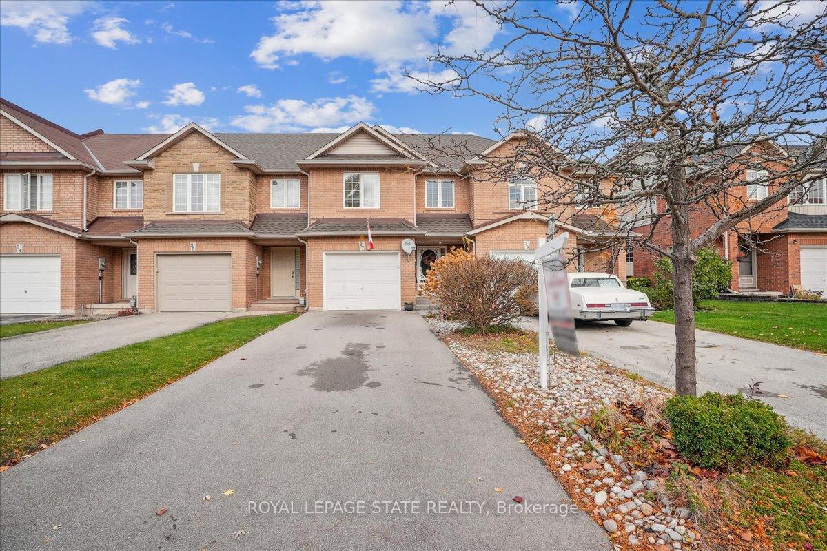 Photo 6 of 37 Willow Lane, Grimsby, Grimsby West — HOMEH