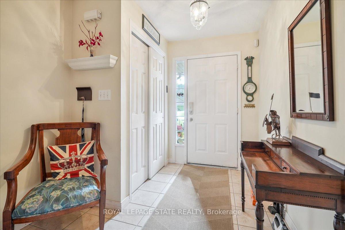 Photo 10 of 37 Willow Lane, Grimsby, Grimsby West — HOMEH