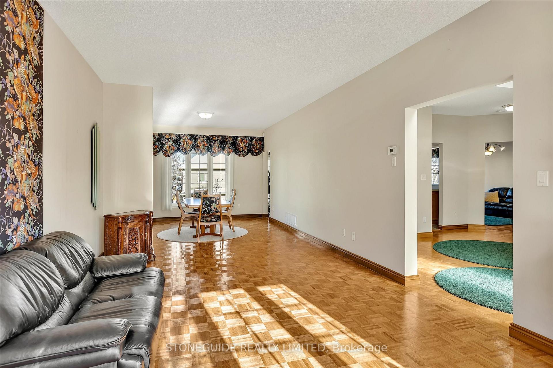 Photo 5 of 1312 Wildlark Drive, Peterborough, Monaghan Ward 2 — HOMEH