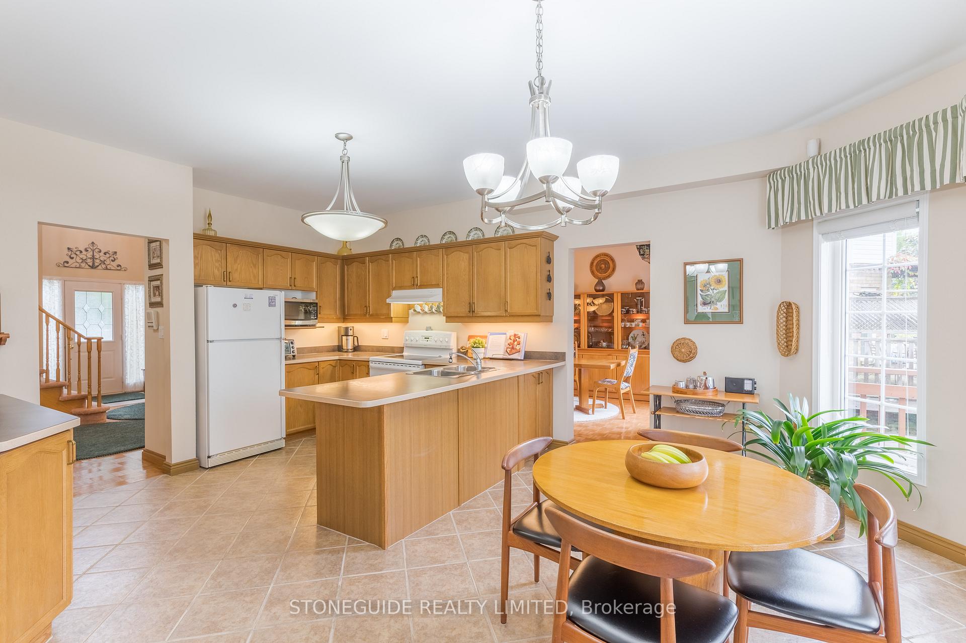 Photo 8 of 1312 Wildlark Drive, Peterborough, Monaghan Ward 2 — HOMEH
