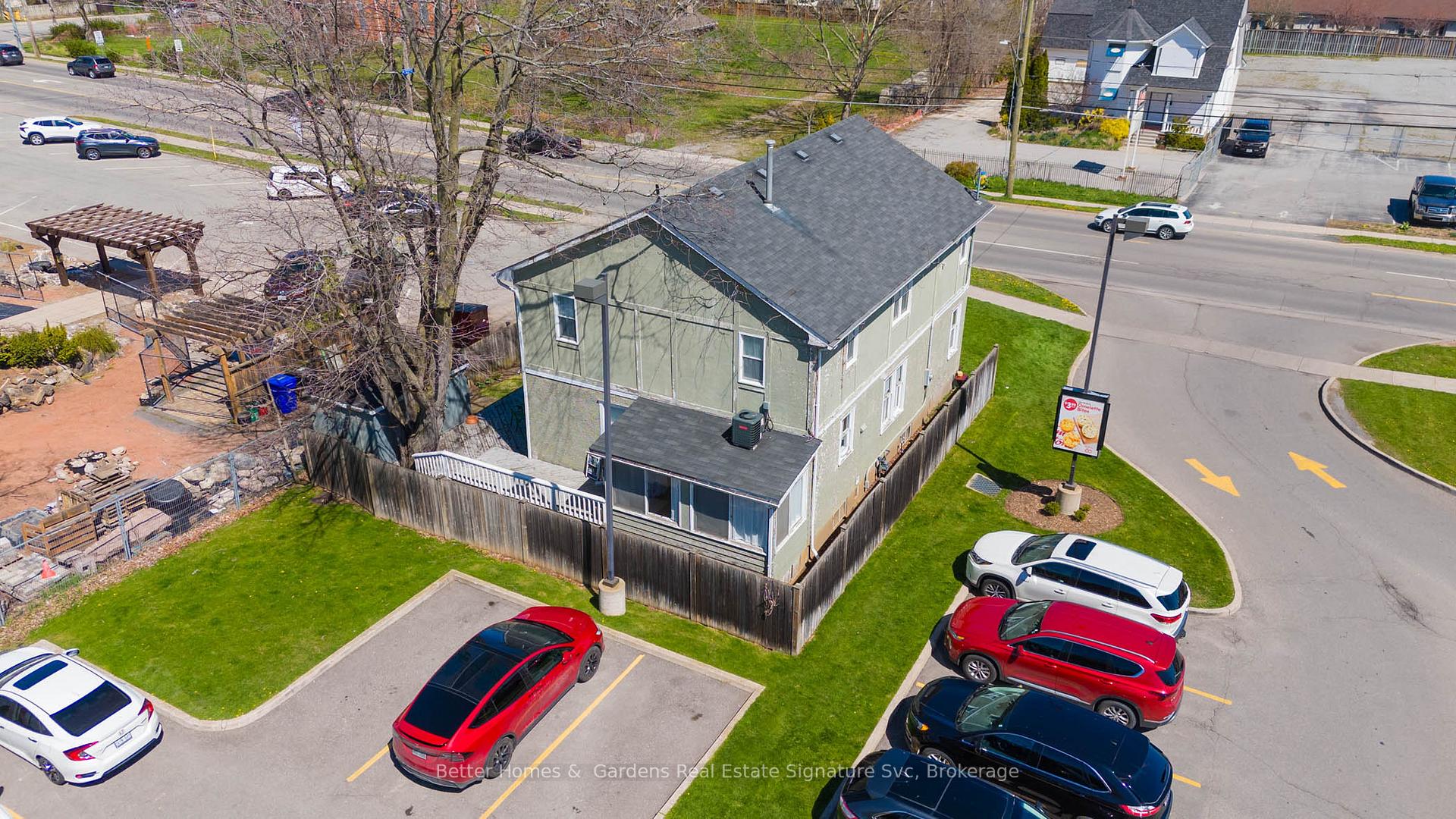 Photo 39 of 140 Main Street E, Grimsby, Grimsby East — HOMEH