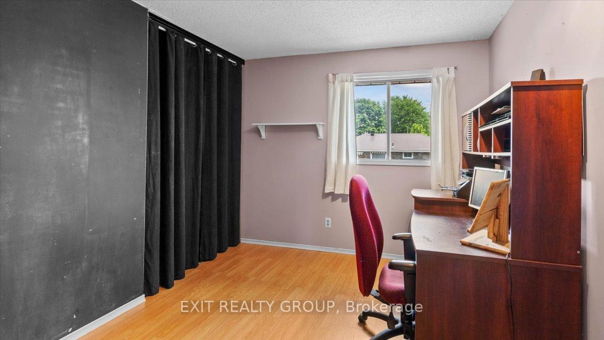 Photo 17 of 17 Morris Drive, Belleville, Belleville Ward — HOMEH