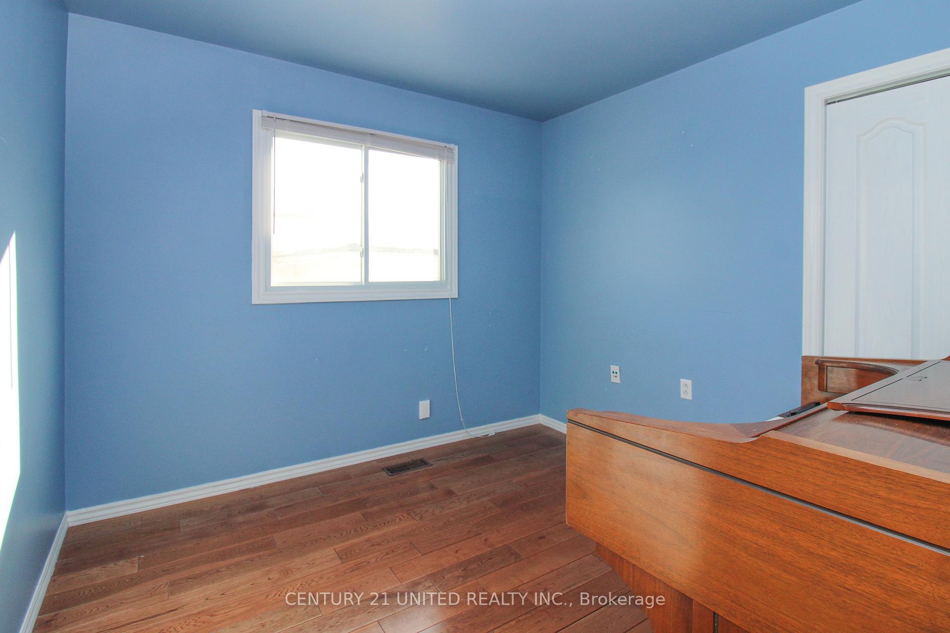 Photo 22 of 32 Kawartha Heights Boulevard, Peterborough, Monaghan Ward 2 — HOMEH