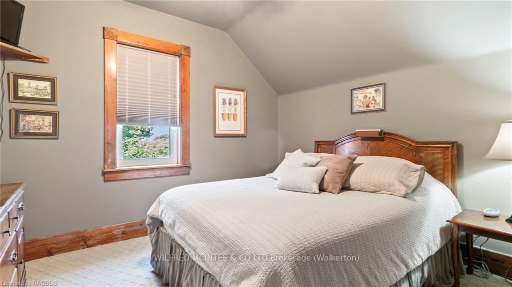 Photo 20 of 27 King Street, Brockton — HOMEH