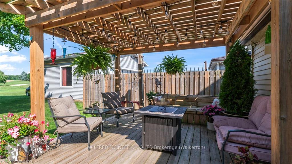 Photo 32 of 27 King Street, Brockton — HOMEH