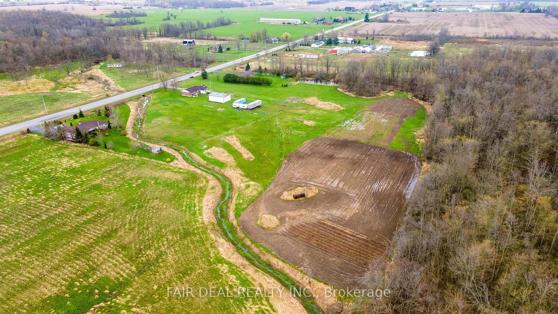 Photo 28 of 392 Mountain Road, Grimsby, Grimsby Escarpment — HOMEH