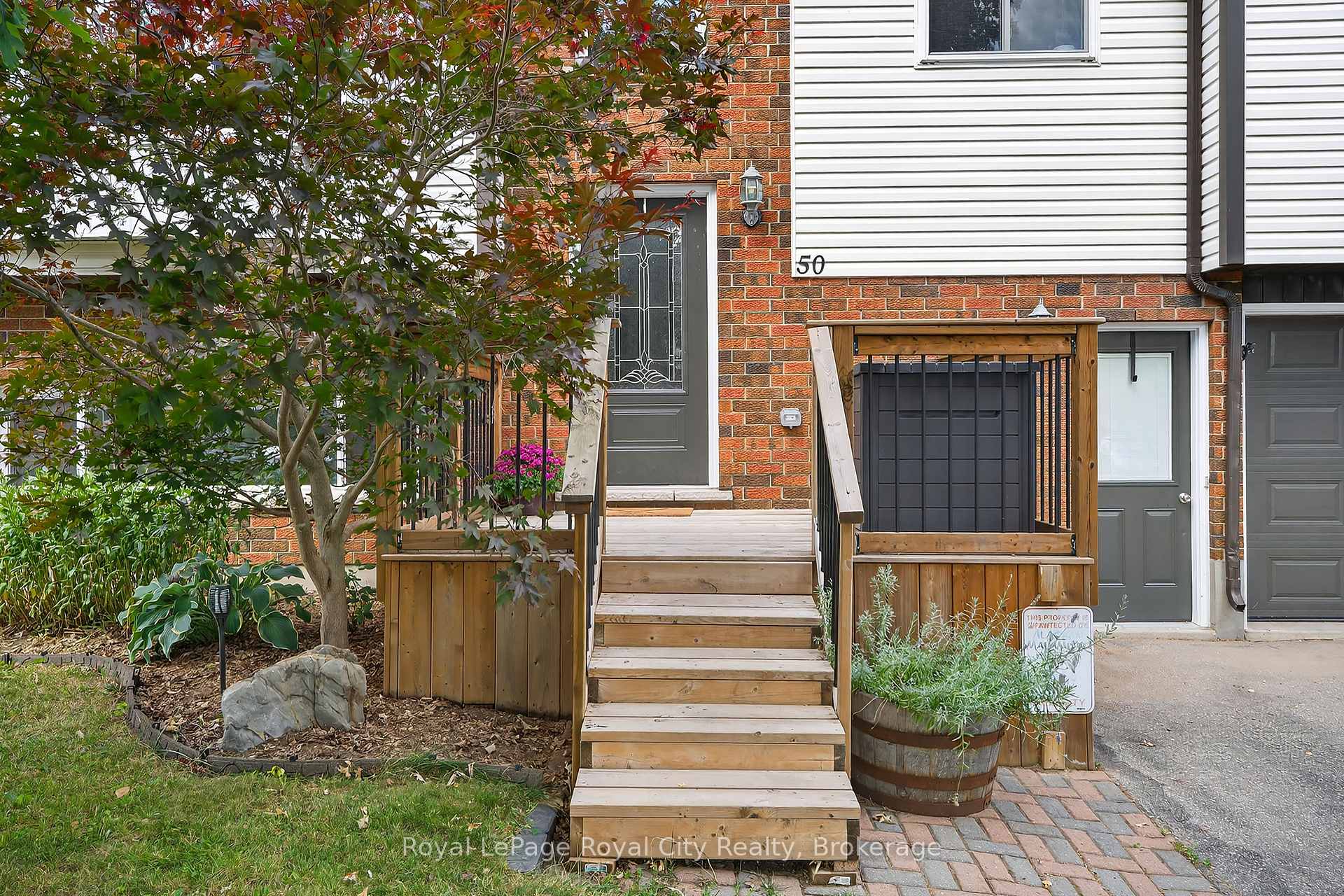 Photo 4 of 50 Mclachlan Place, Guelph, Willow West/Sugarbush/West Acres — HOMEH