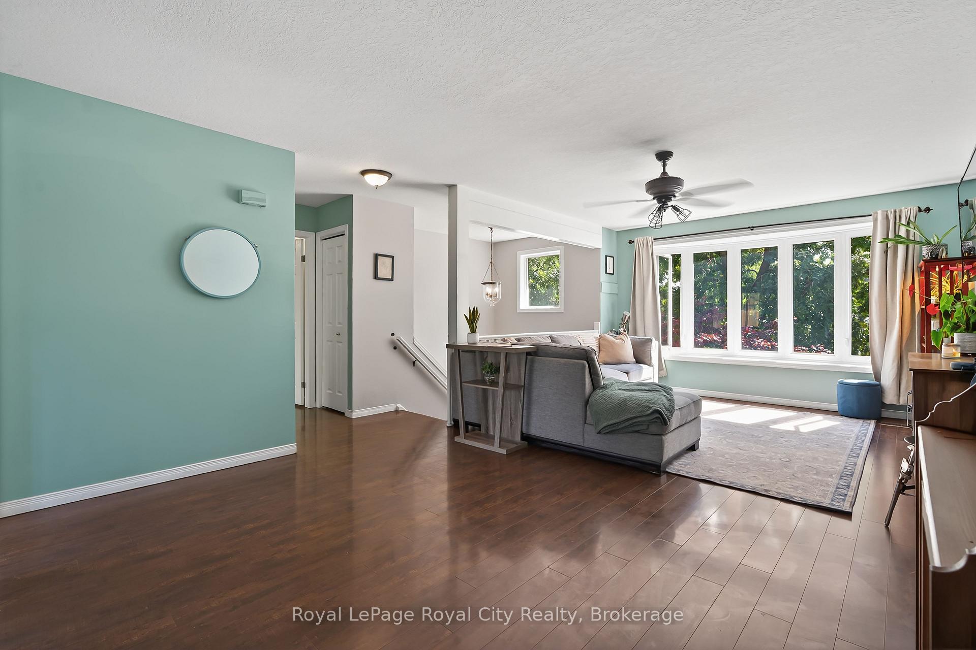 Photo 5 of 50 Mclachlan Place, Guelph, Willow West/Sugarbush/West Acres — HOMEH