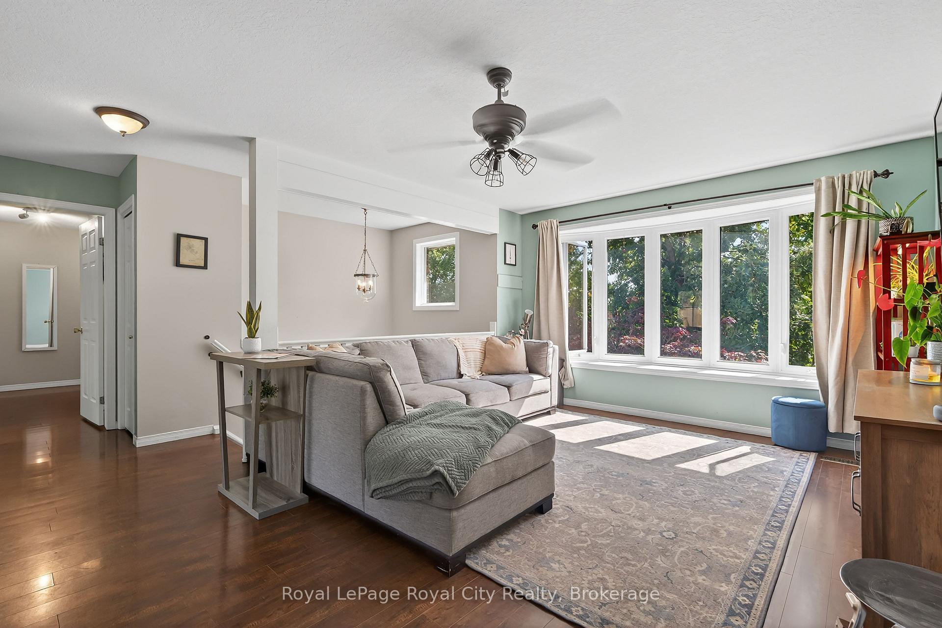 Photo 6 of 50 Mclachlan Place, Guelph, Willow West/Sugarbush/West Acres — HOMEH
