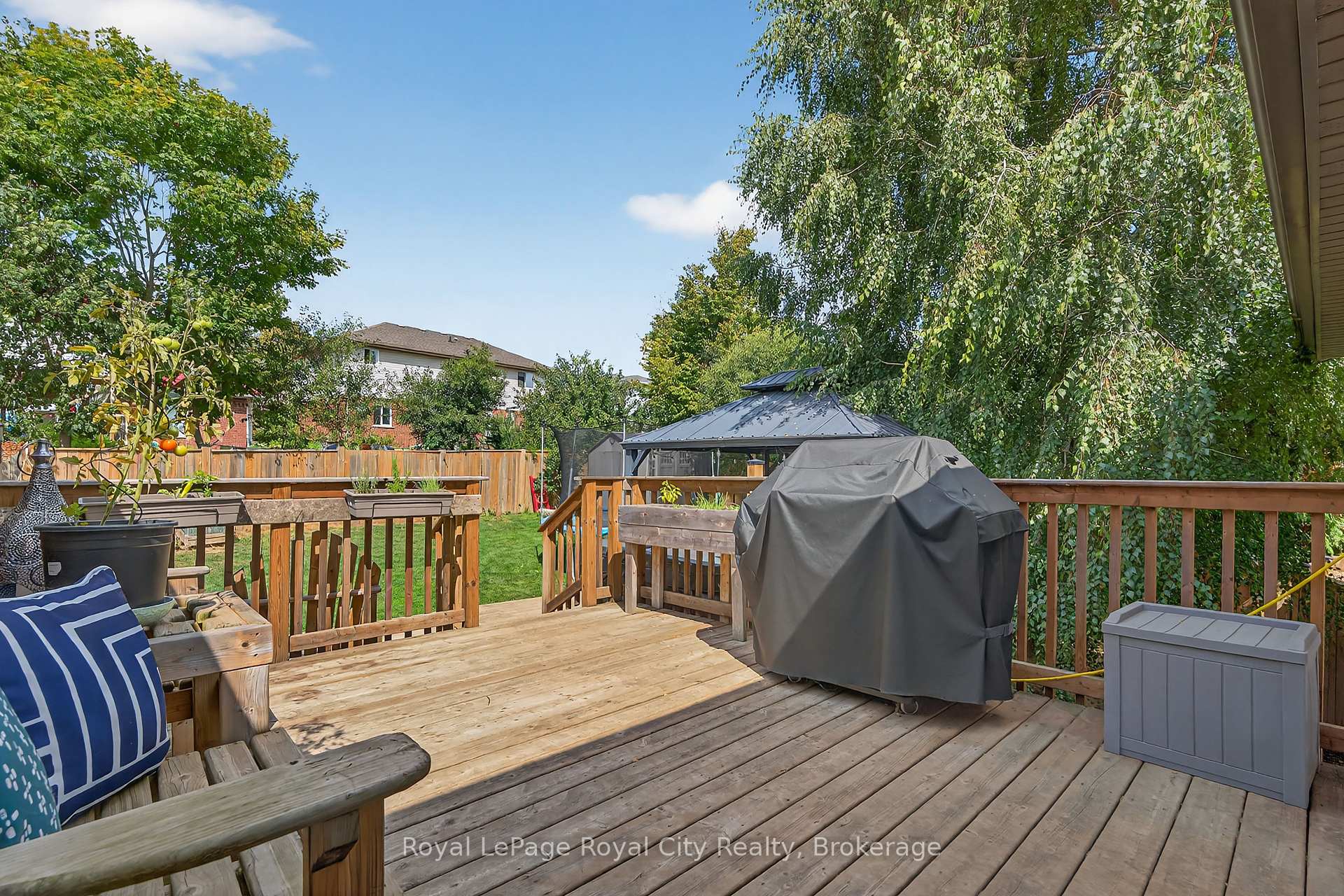 Photo 13 of 50 Mclachlan Place, Guelph, Willow West/Sugarbush/West Acres — HOMEH