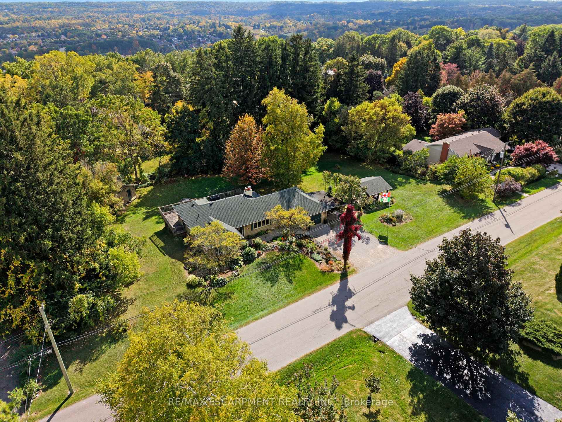 Photo 6 of 136 Hillcrest Avenue, Hamilton, Greensville — HOMEH