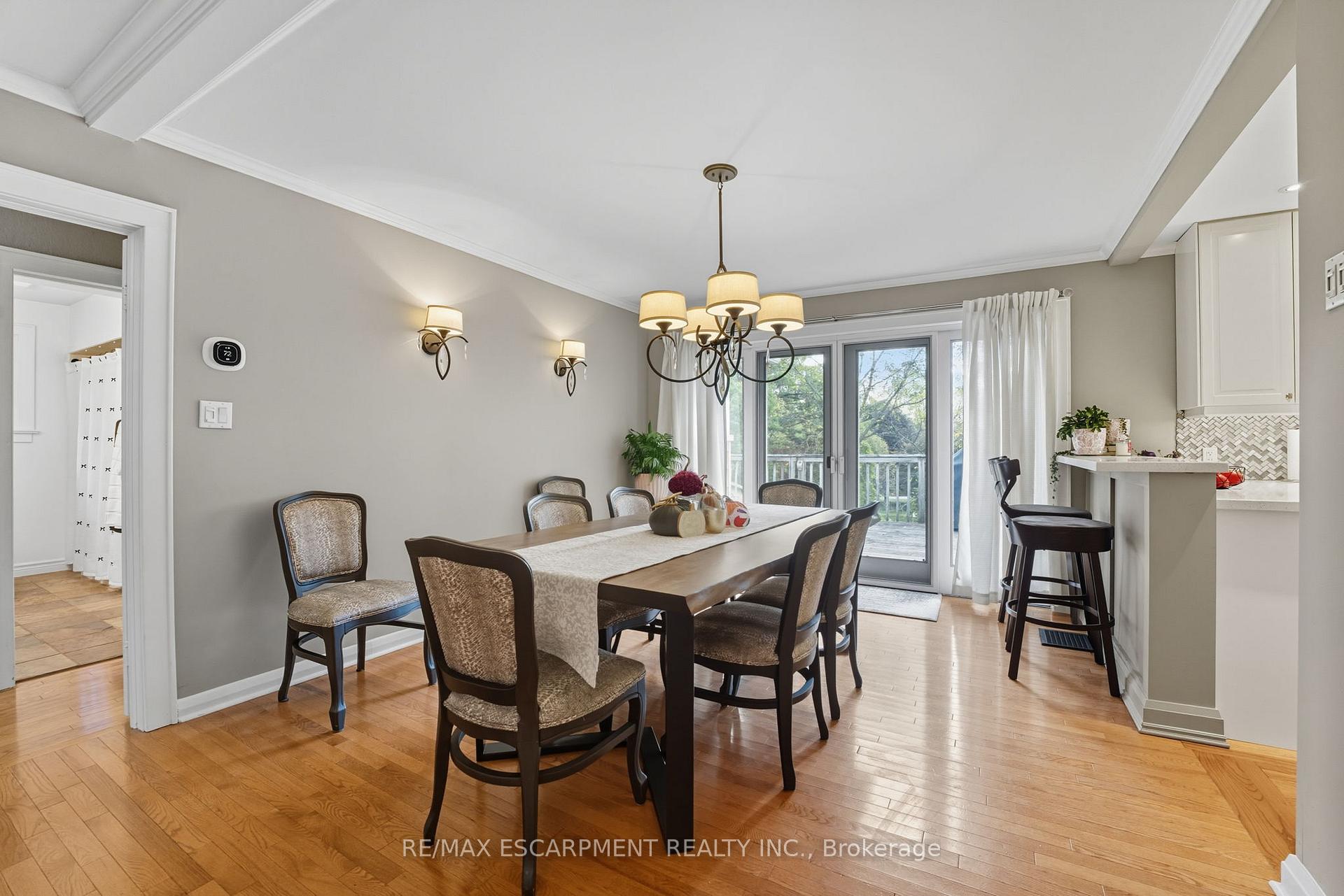 Photo 14 of 136 Hillcrest Avenue, Hamilton, Greensville — HOMEH