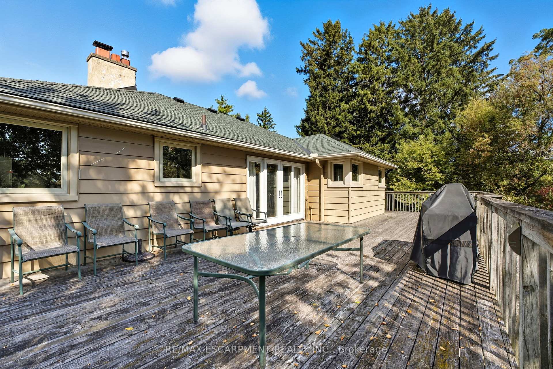 Photo 24 of 136 Hillcrest Avenue, Hamilton, Greensville — HOMEH