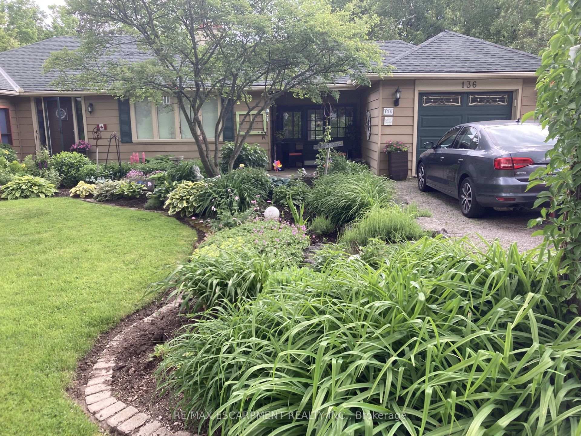 Photo 33 of 136 Hillcrest Avenue, Hamilton, Greensville — HOMEH